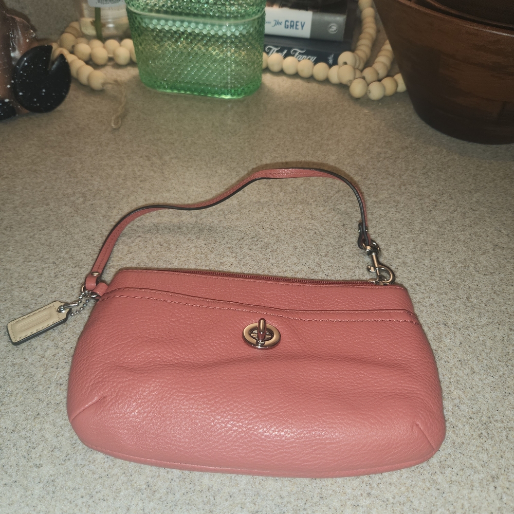 Elegant Pink Leather Women's Bag